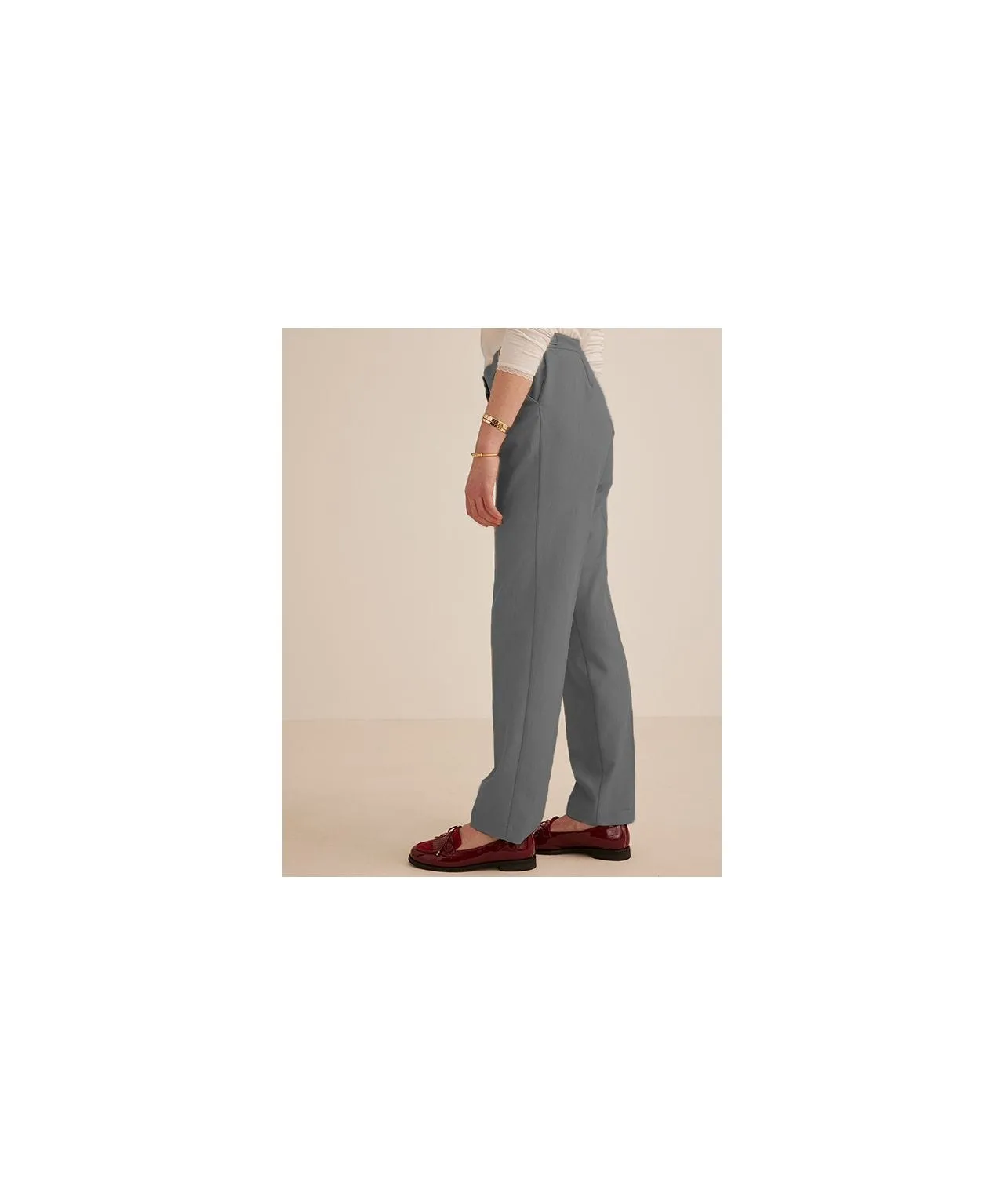 Trousers with Adjustable Waist Design