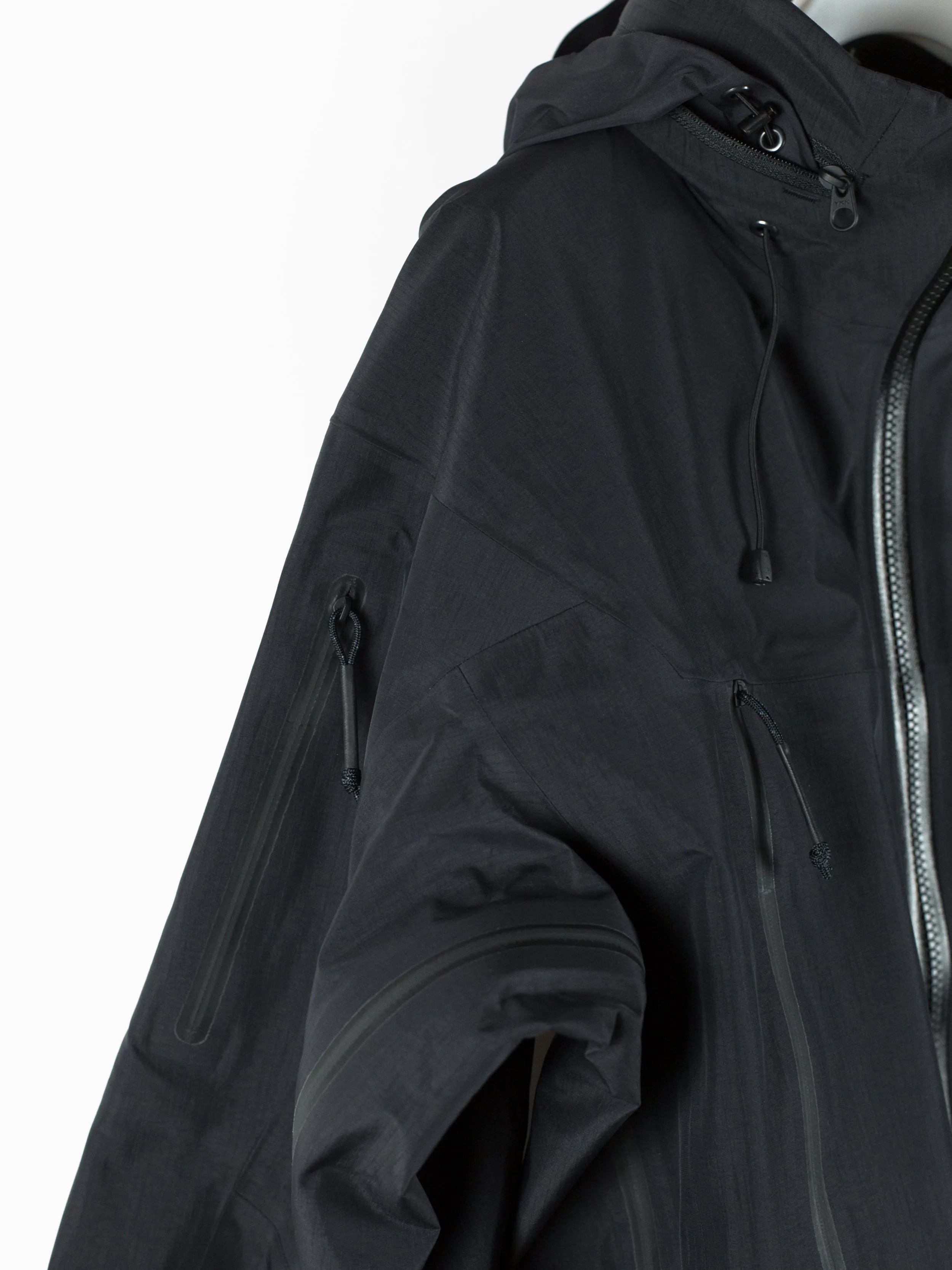 Arc'teryx LEAF Alpha Jacket Generation 2