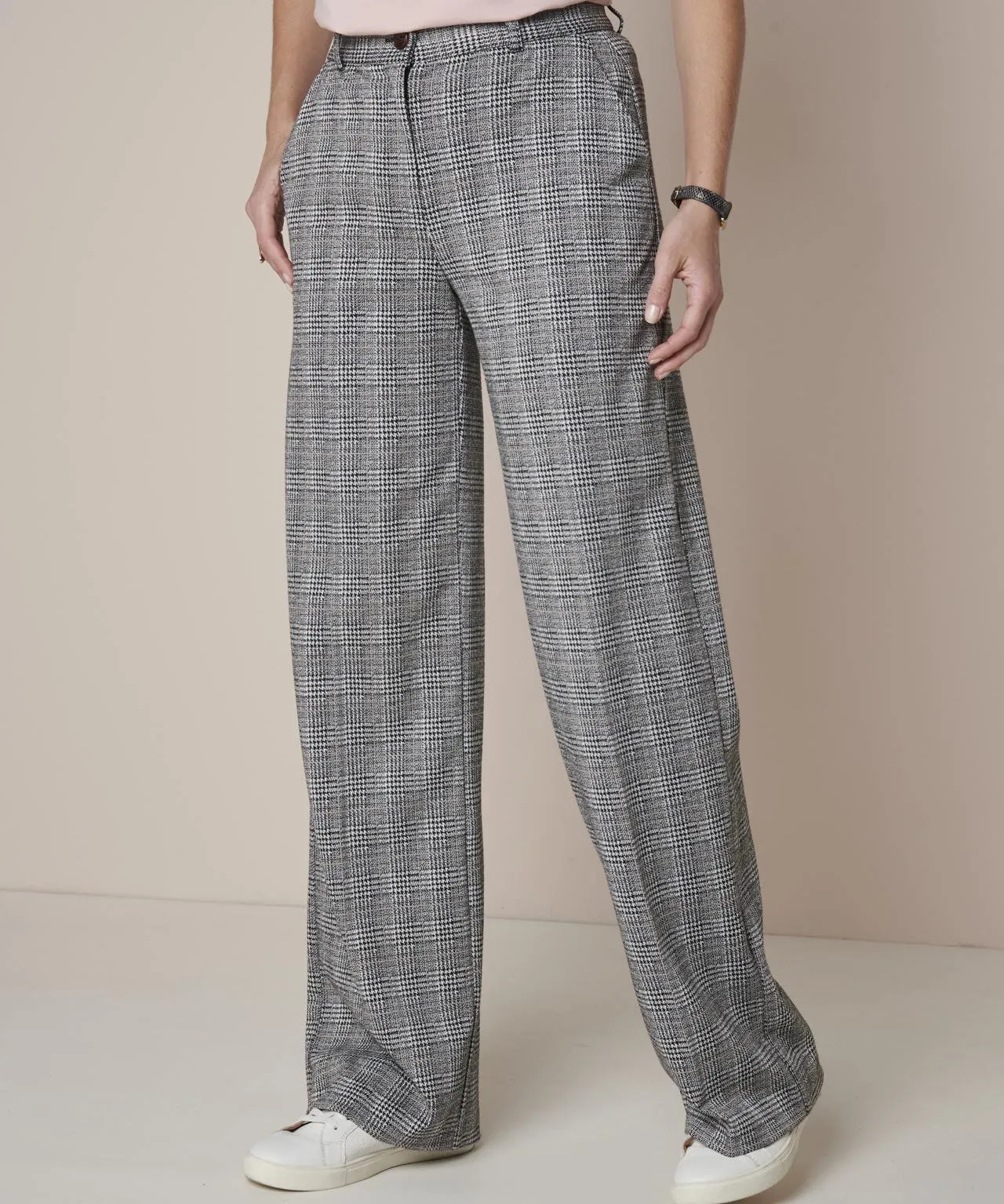 Checkered Wide-leg Trousers