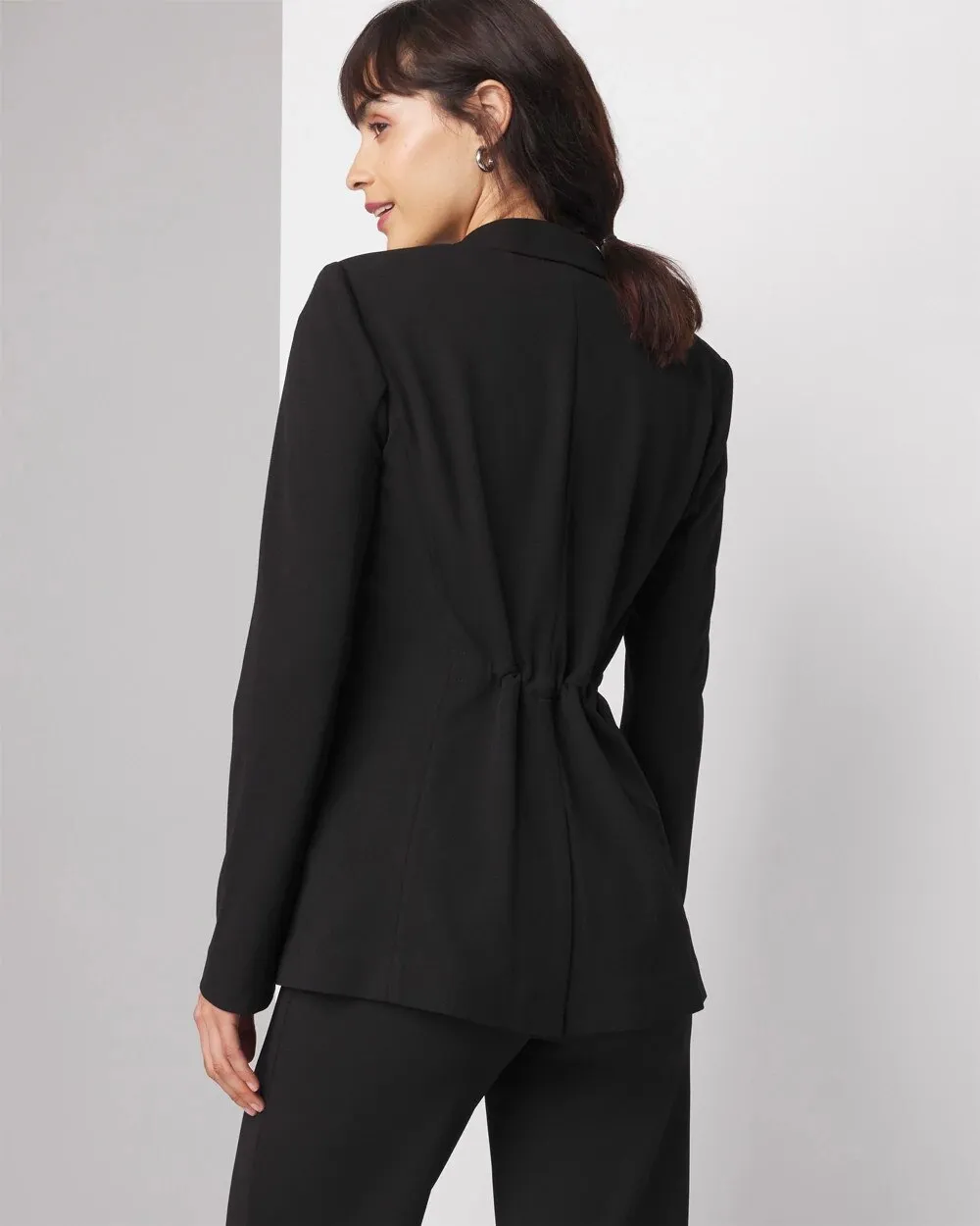 Fashionable Jacket with Cinched Back