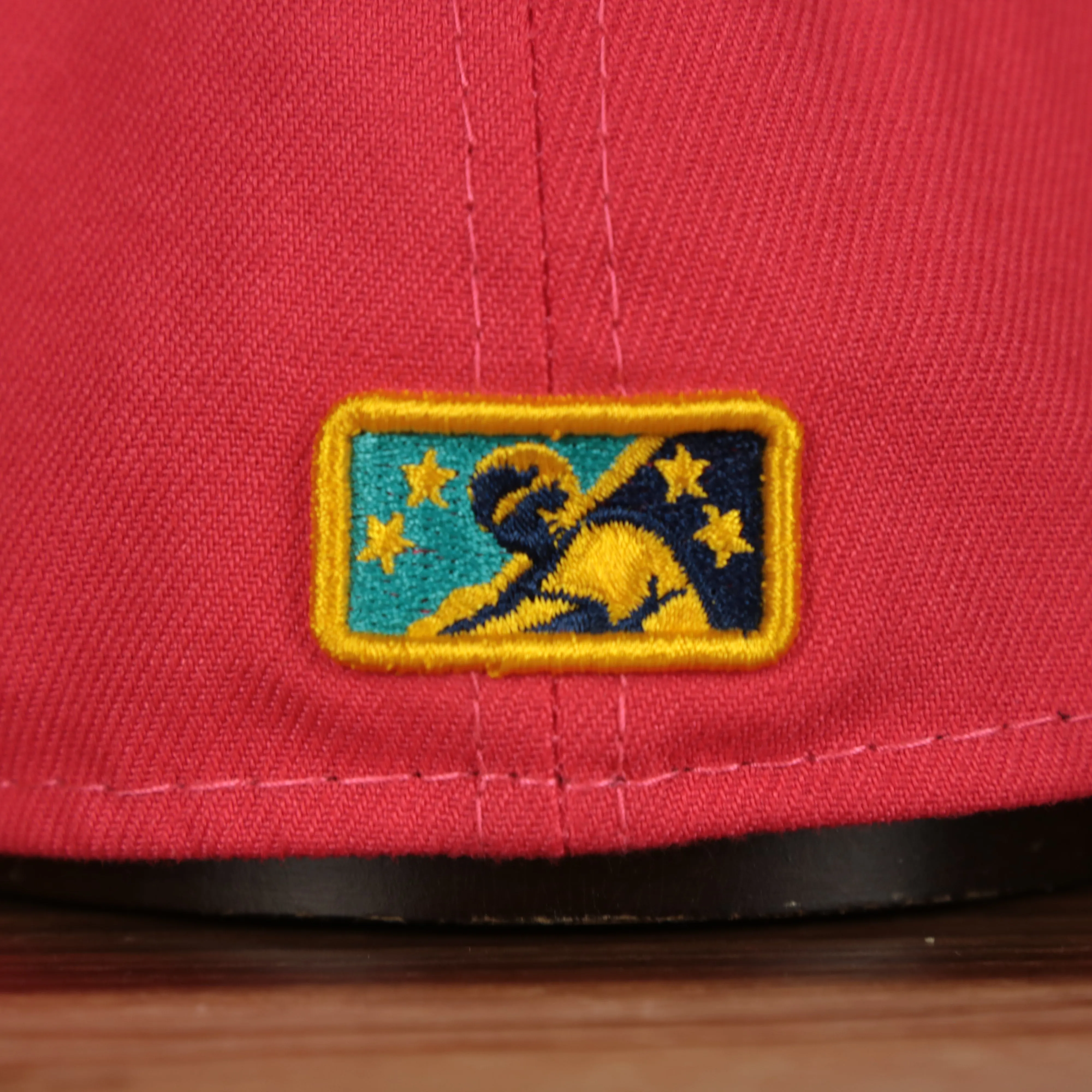 Delmarva Shore Birds 2022 Gallos de Delmarva Copa de la Diversion Black Bottom 5950 Fitted Cap - Red