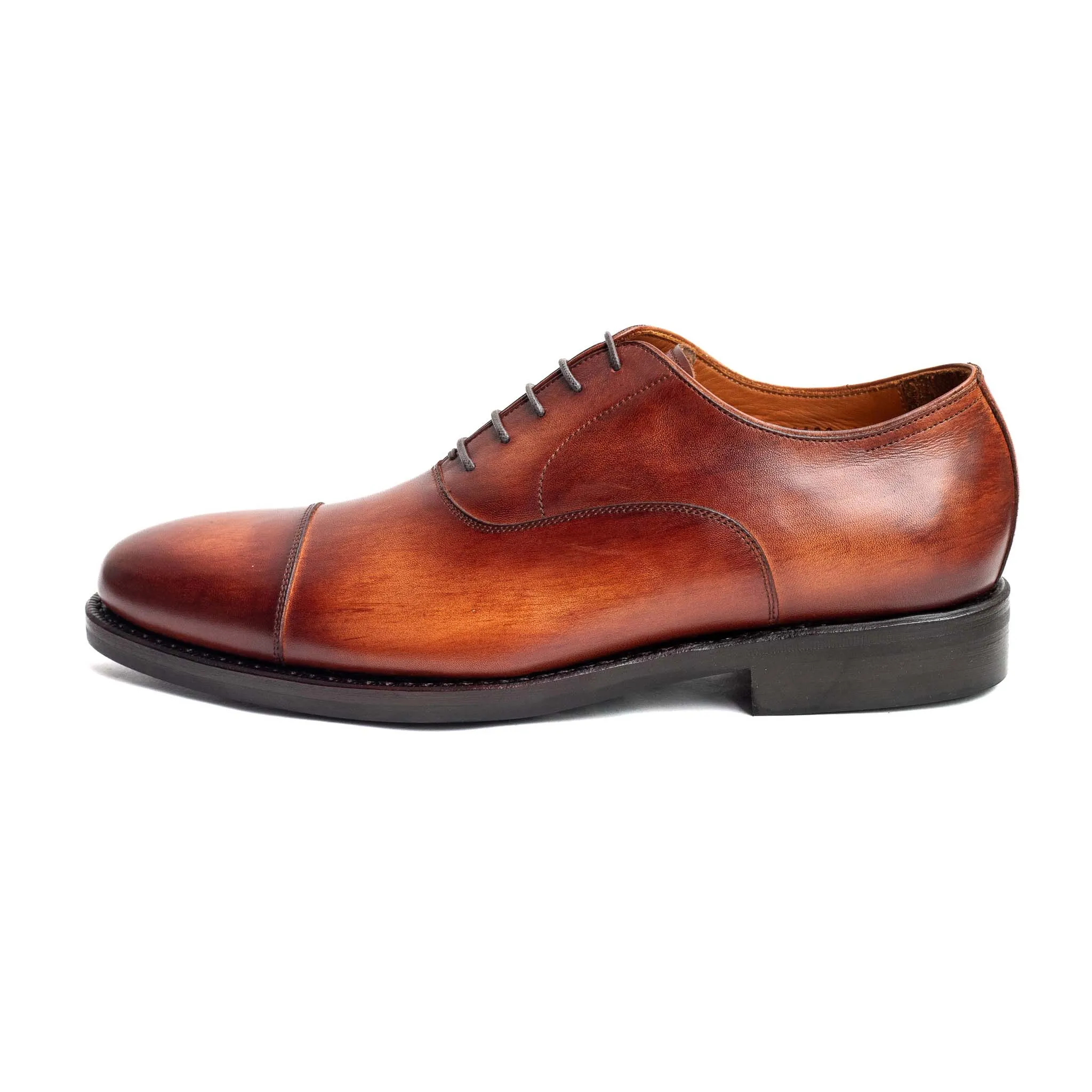 Men's Dainite Sole Oxford Cap Toe in Vegano Crust Marrone