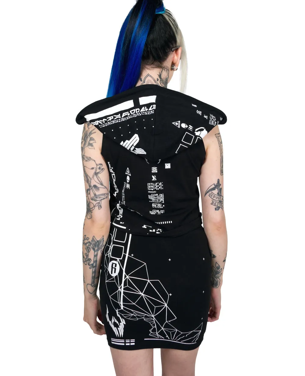 Tech Crop Vest - Innovative Future Fashion