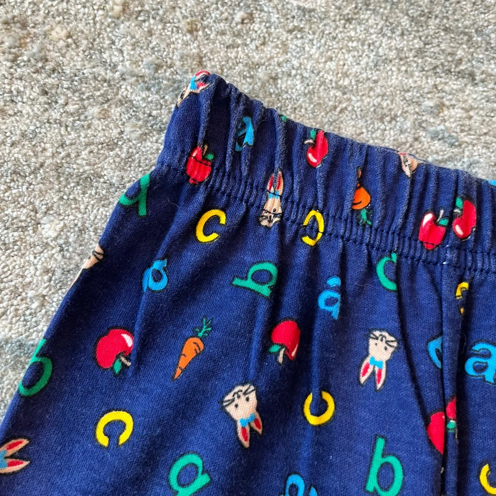 Vintage Healthtex Blue Alphabet Bunny Leggings 24 Months -> Retro Healthtex Blue Bunny Alphabet Leggings 24M