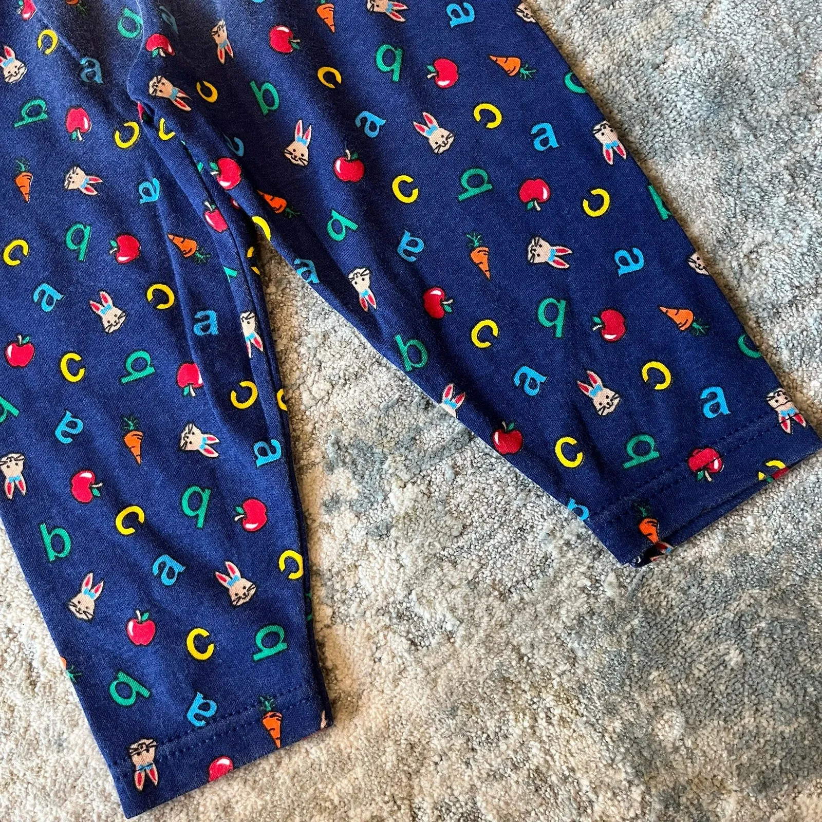 Vintage Healthtex Blue Alphabet Bunny Leggings 24 Months -> Retro Healthtex Blue Bunny Alphabet Leggings 24M