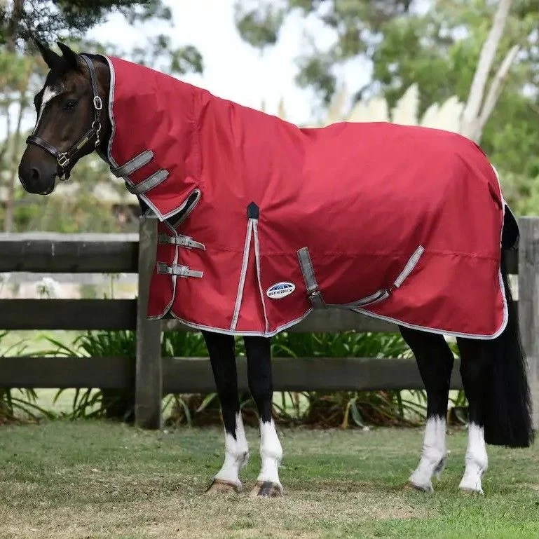 Weatherbeeta Lite Plus Combo Neck in Red.