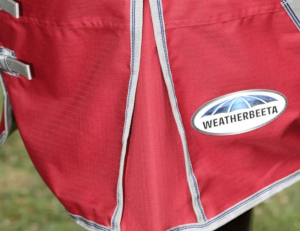 Weatherbeeta Lite Plus Combo Neck in Red.